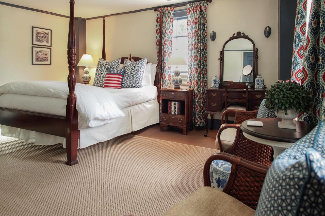 James Pharmacy Bed And Breakfast Old Saybrook Eksteriør bilde