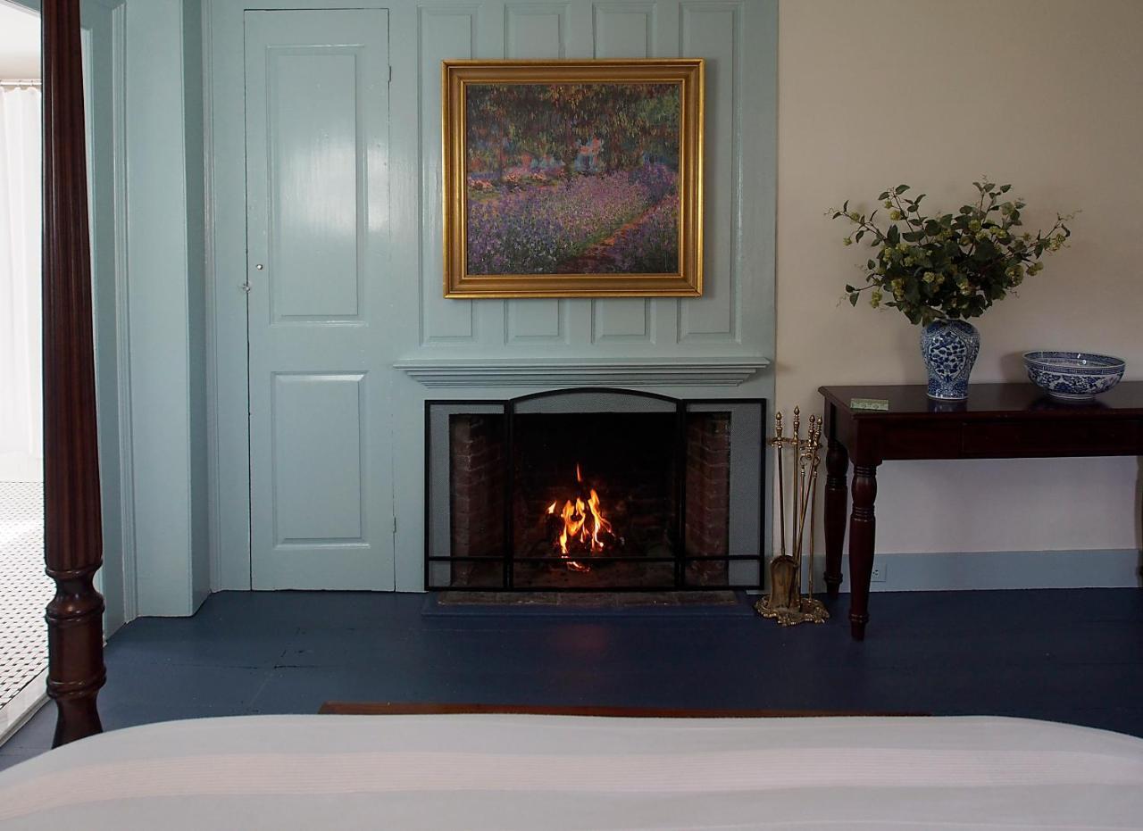 James Pharmacy Bed And Breakfast Old Saybrook Eksteriør bilde