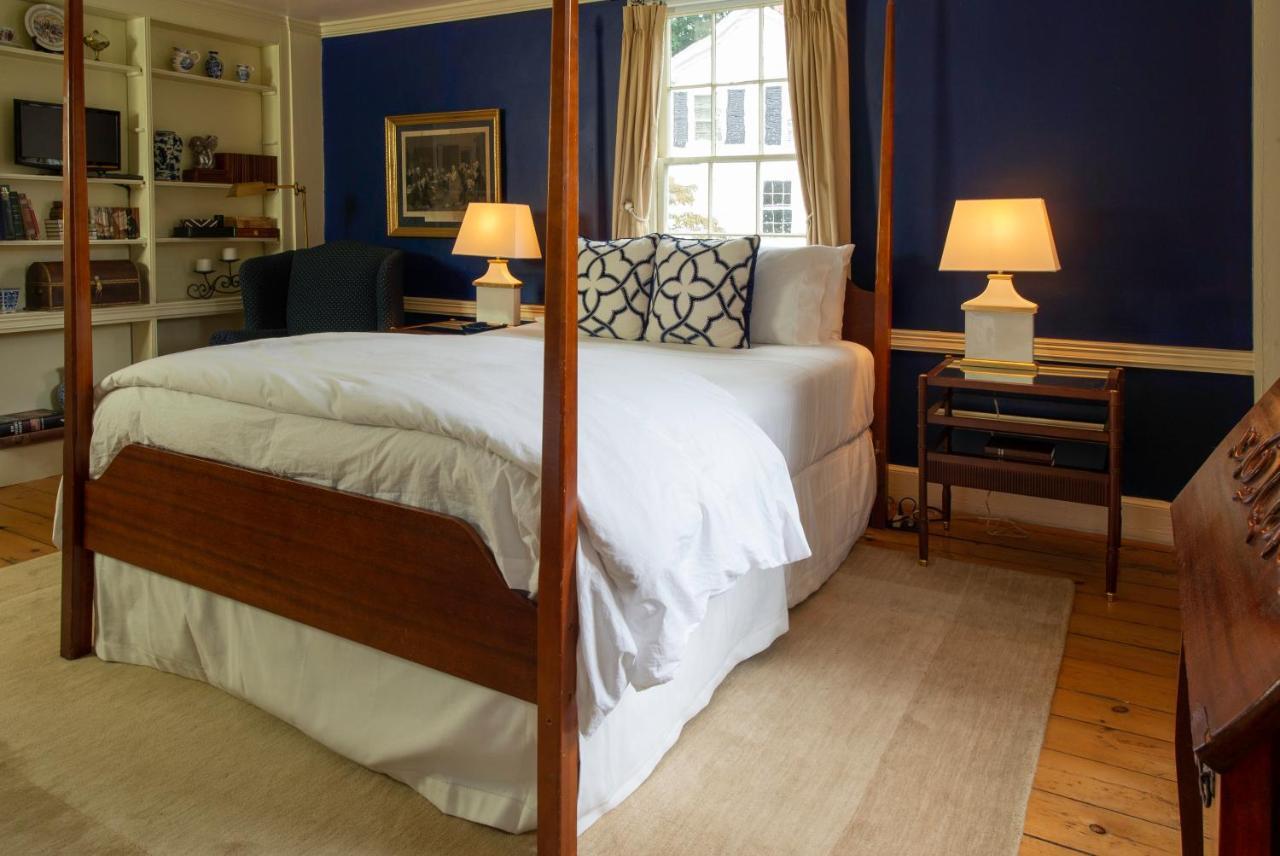 James Pharmacy Bed And Breakfast Old Saybrook Eksteriør bilde