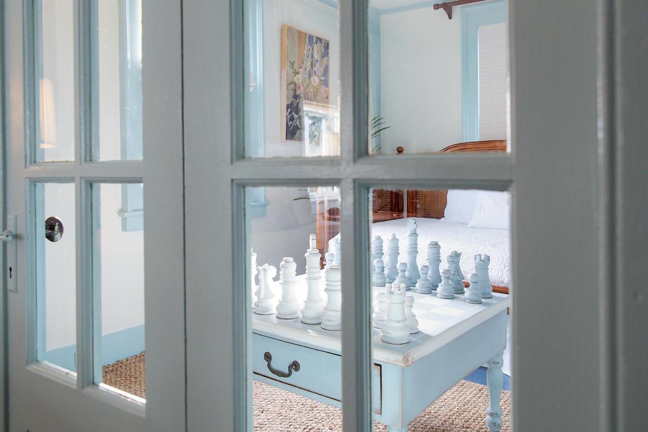 James Pharmacy Bed And Breakfast Old Saybrook Eksteriør bilde